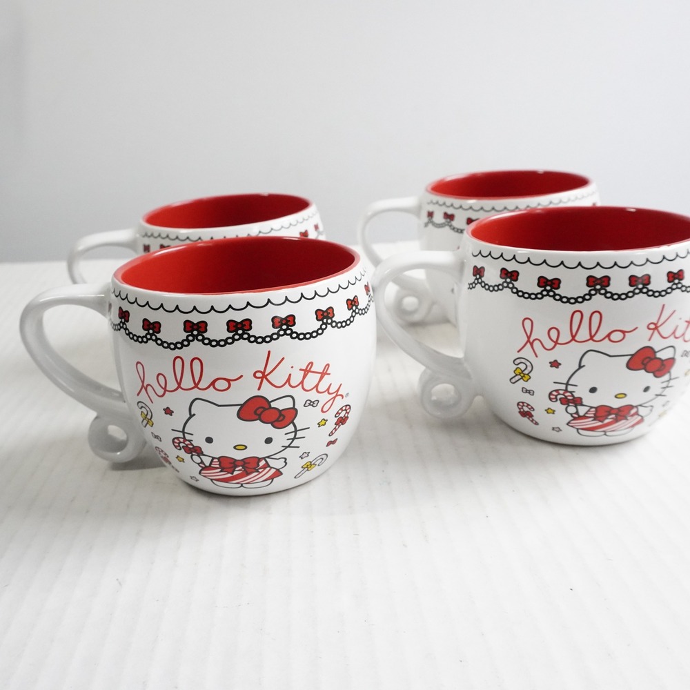 Sanrio Hello‎ Kitty Holiday Ceramic Mug Set of 4 Red White 15.9oz Silver Buffalo